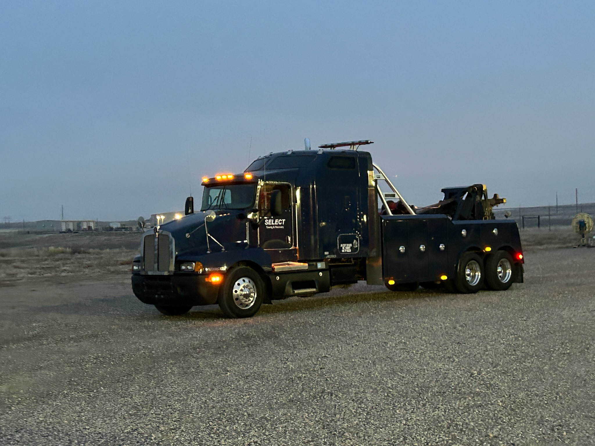 Casper's Local Towing Company | Heavy Duty Tow Truck